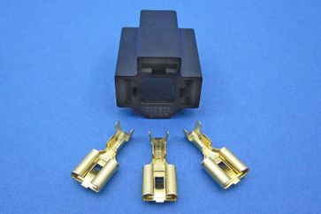 Head Lamp H4 Connecting Sockets - Straight