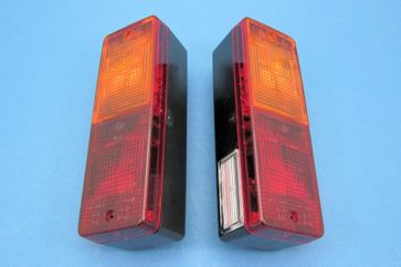 Stop/tail and indicator lamps (Pair)