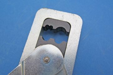 HT Stecker Crimpzange