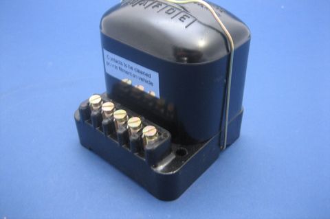 RB106 - Schraubklemmen