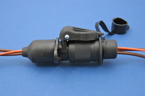 3 Pin plug/socket