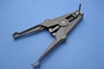 Expanding Sleeve Application Tool