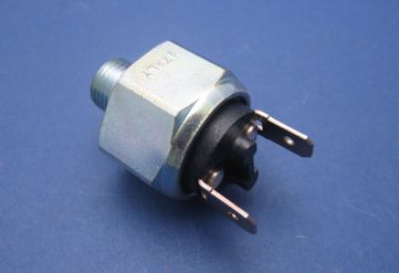 Hydraulic brake light switch