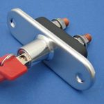 Battery isolator - removable key in the thumbnail