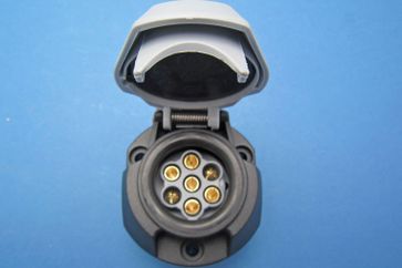 12S Plastic Socket