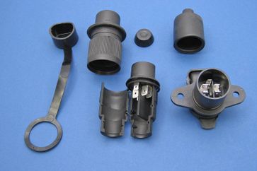 3 Pin plug/socket