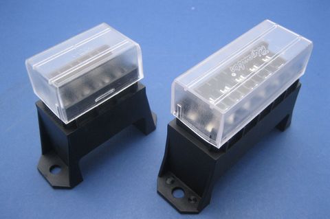 Blade Fuse Type (terminals on underside)