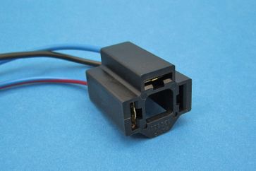 Head Lamp H4 Connecting Sockets - Straight