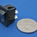 On/off rocker switch - 4.8mm blade terminals, 30 x 11mm thumbnail
