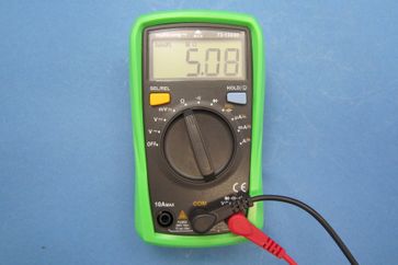 Auto-Ranging Handheld Digital Multimeter