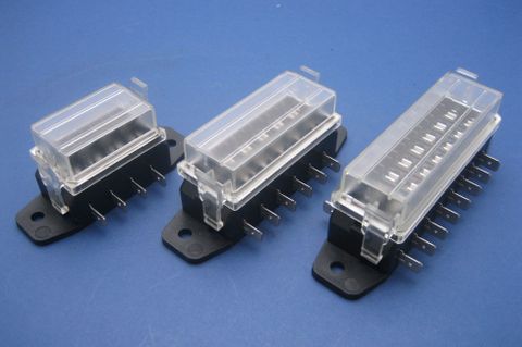 Blade Fuse Type (terminals on each side)