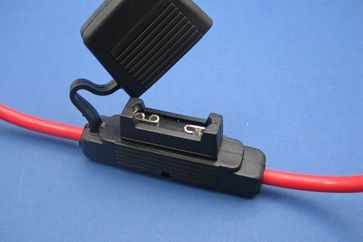 MAXI blade fuse holder