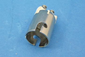 Ba15d - Parallel pins