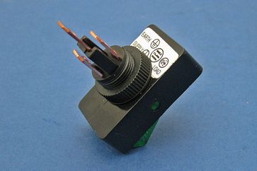 On/off rocker switch - 3 x 6.3mm blade terminals, illuminated