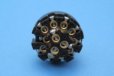 13 PIN PLASTIC TOWING PLUG