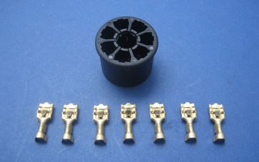 Panel mounted push on hazard switch - Connector plug
