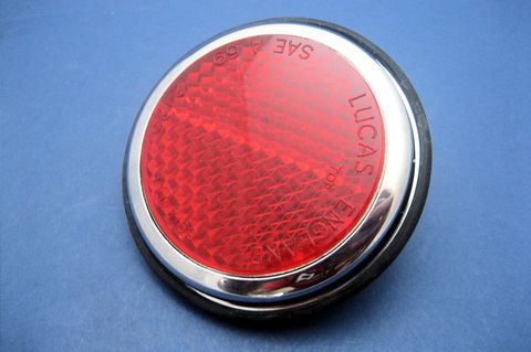 Lucas Reflectors
