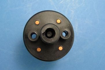 Battery isolator switch - removable key, splash proof cover, independent ignition switch