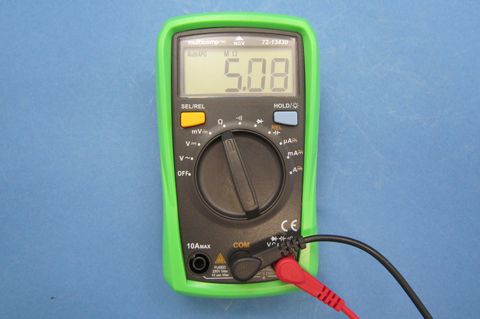 Tragbarer digitaler Multimeter mit automatischer Bereichswahl