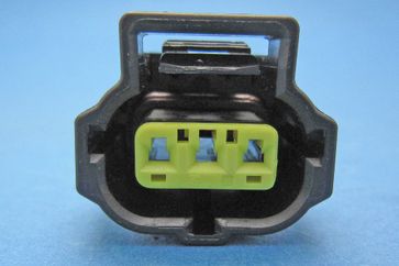 3 TERMINAL OVAL DENSO ALTERNATOR PLUG
