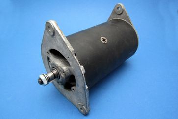 Lucas C42 Dynamo