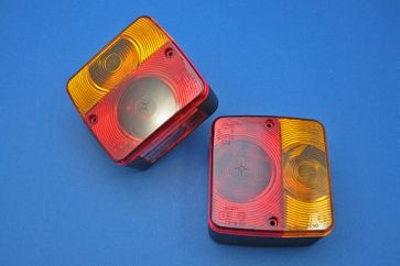 Brems-/Rück- und Blinkleuchte (104 x 98 x 50 mm)