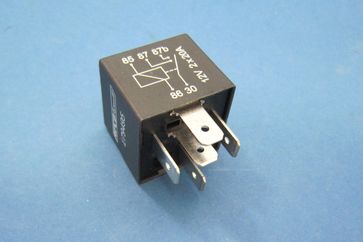 12 Volt Relay - Double make and break