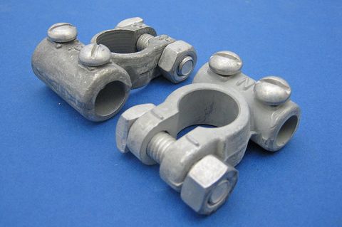 Battery Clamp - Screw Type